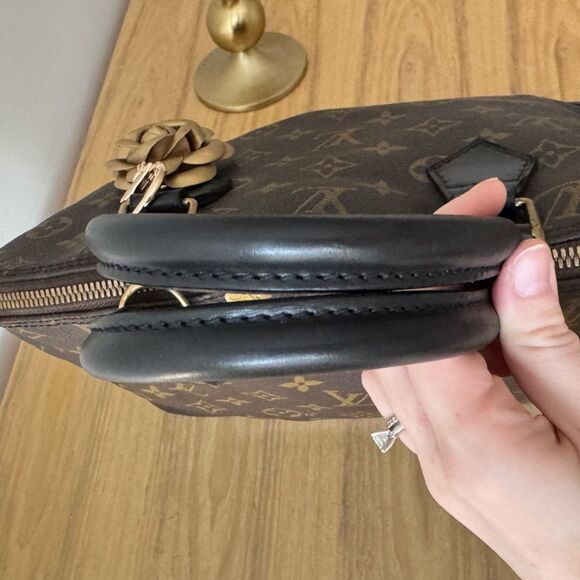 ✅AUTHENTIC✅LOUIS VUITTON ALMA PM - Picture 8 of 17